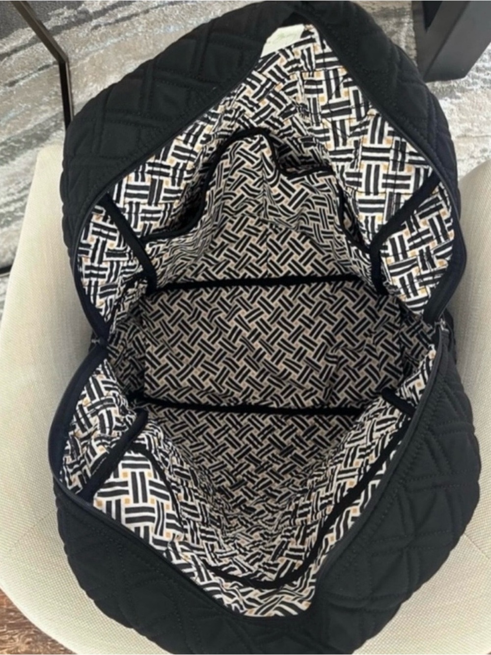 Vera Bradley Black Grand Cargo Quilted Travel Weekender Bag Removable Straps - Picture 6 of 10